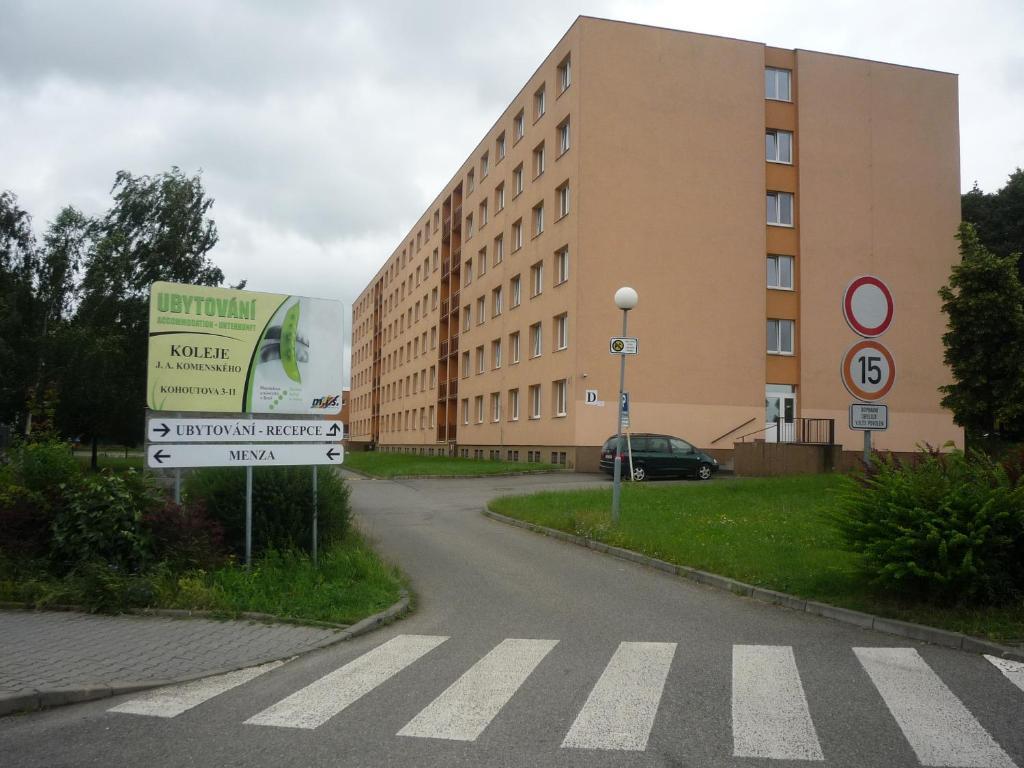 Koleje J.A.Komenskeho Brno Ngoại thất bức ảnh